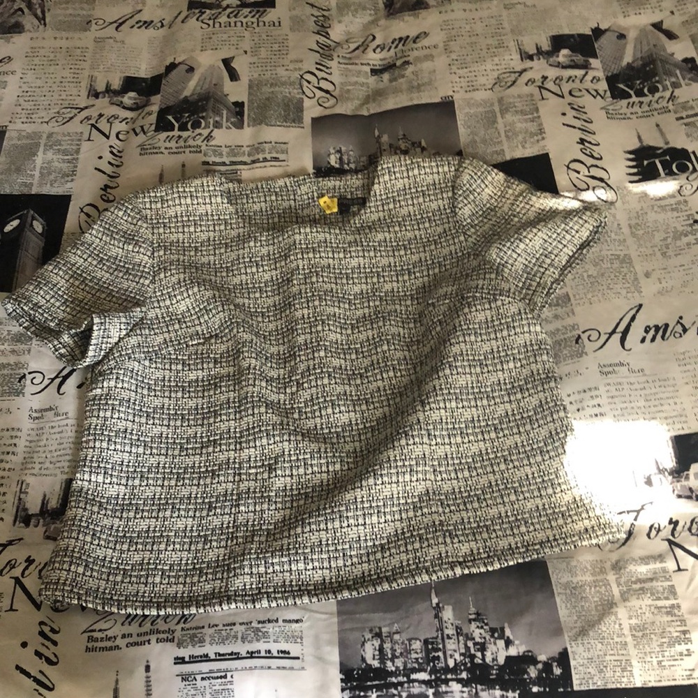 Express black and white top